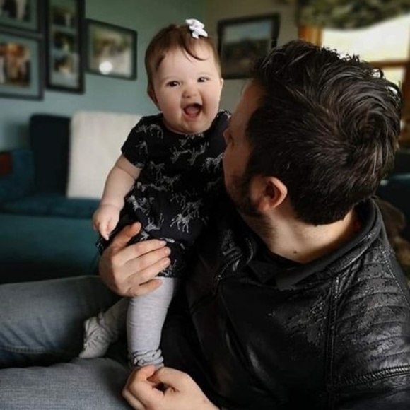 Meet your Posher, Lissandro - Picture 1 of 1